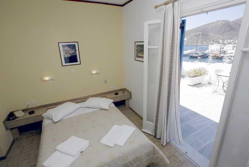 איוס חורה Poseidon Hotel מראה חיצוני תמונה
