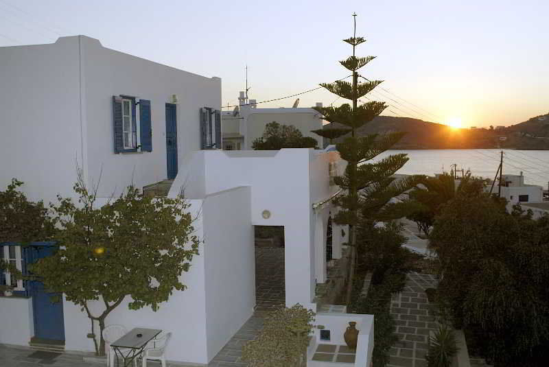 איוס חורה Poseidon Hotel מראה חיצוני תמונה