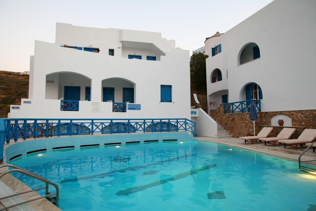 איוס חורה Poseidon Hotel מראה חיצוני תמונה