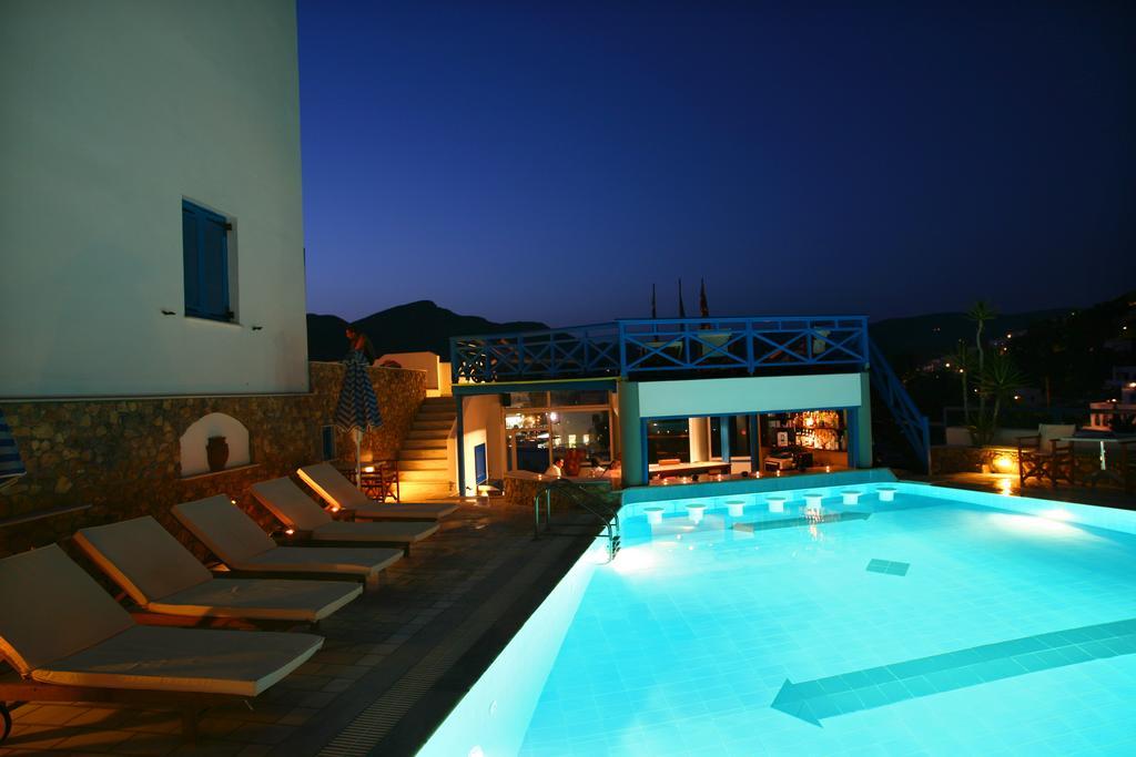 איוס חורה Poseidon Hotel מראה חיצוני תמונה